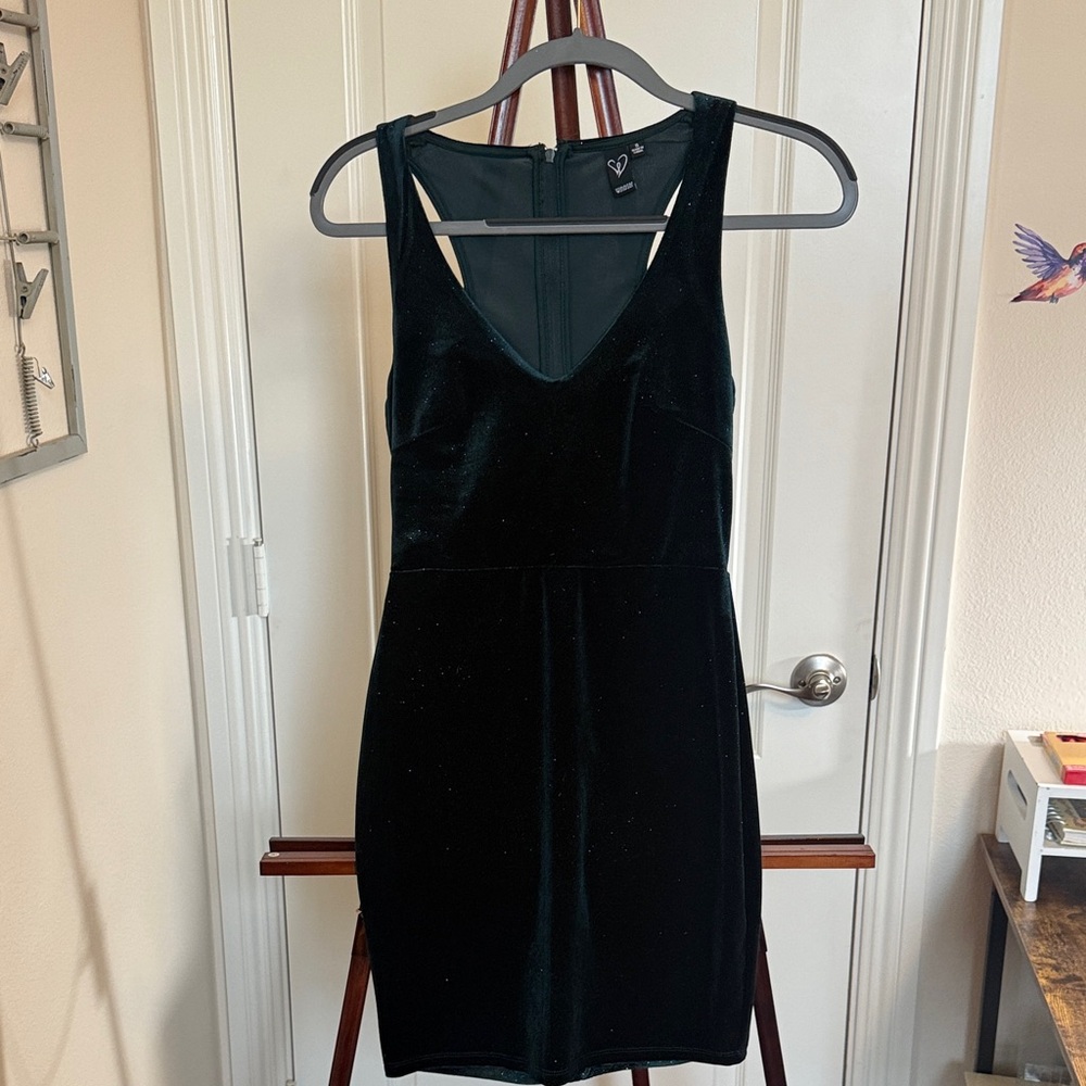 Windsor Elegant Black Velvet Mini Dress